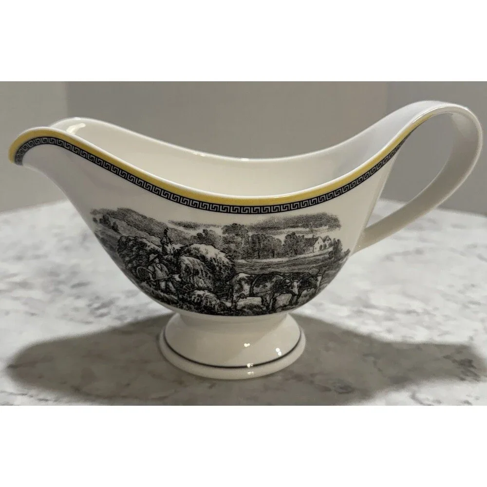 Villeroy & Boch Germany Fine China Auden Ferme Gravy Boat